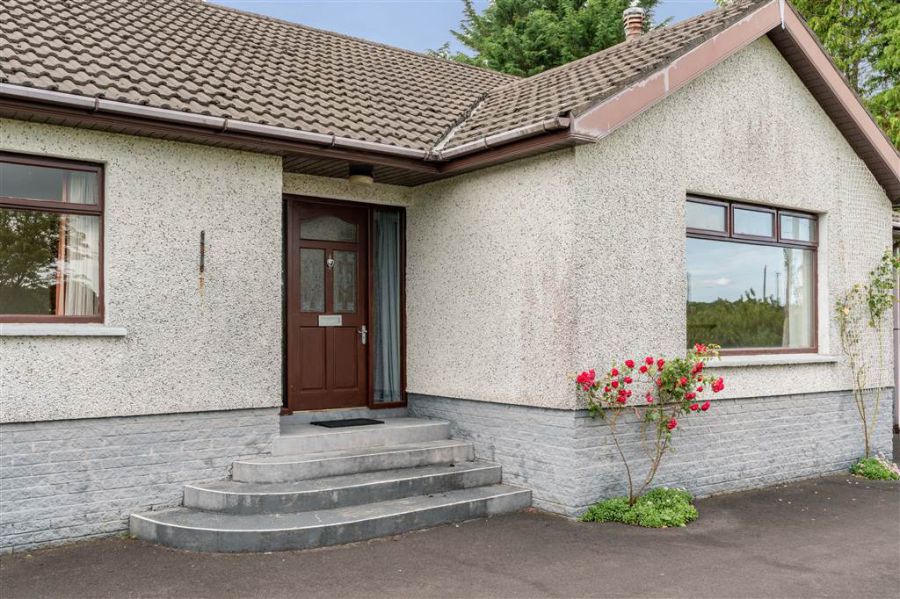 66 Carnlough Road