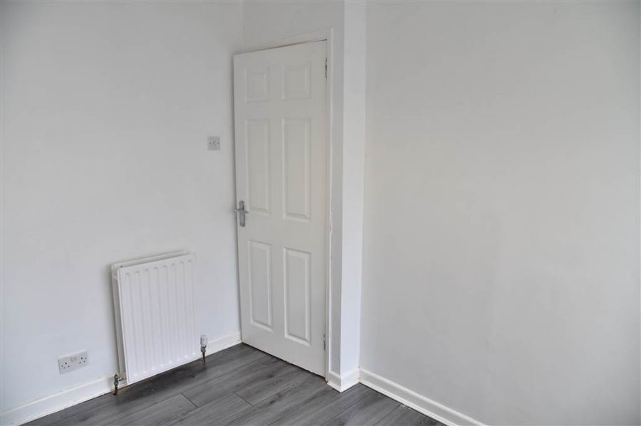 5 Guide Street