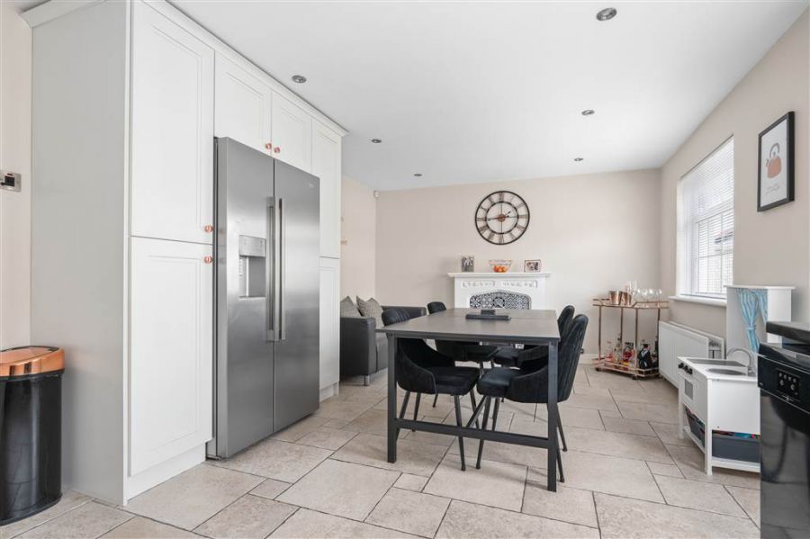 25 Dunfane Crescent