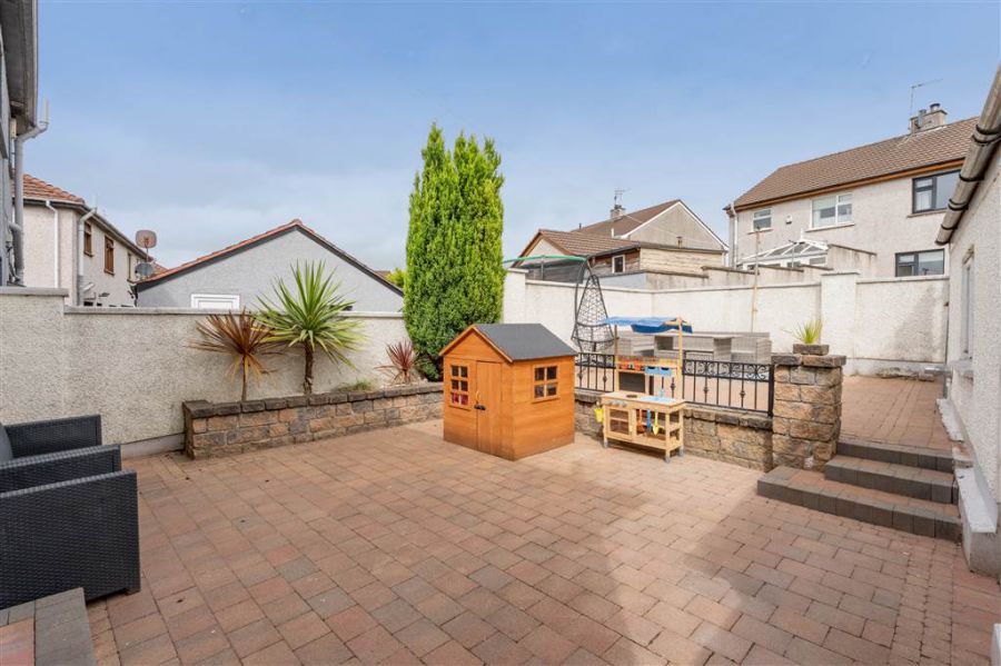 25 Dunfane Crescent