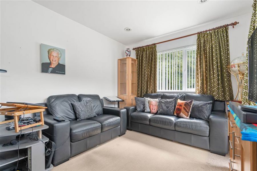 3 Orchard Hill