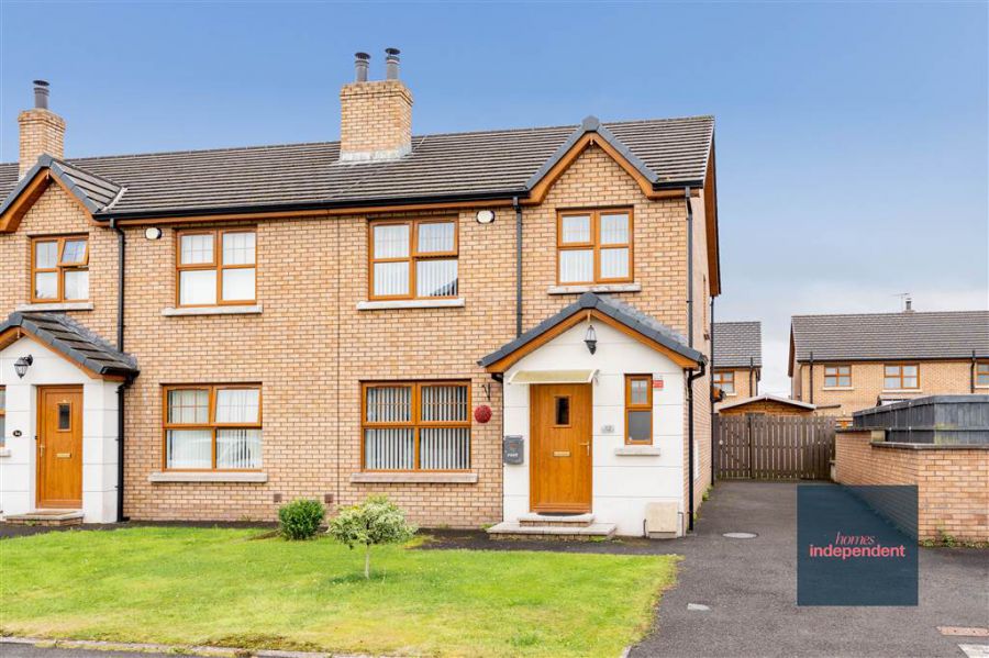 32 Carndale Meadows