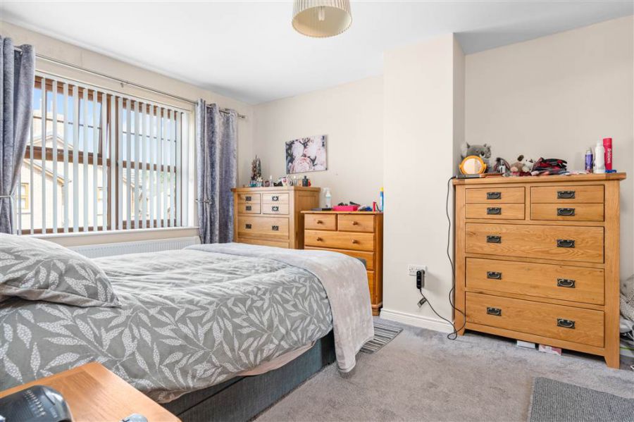 32 Carndale Meadows