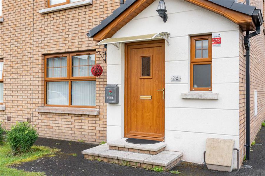 32 Carndale Meadows