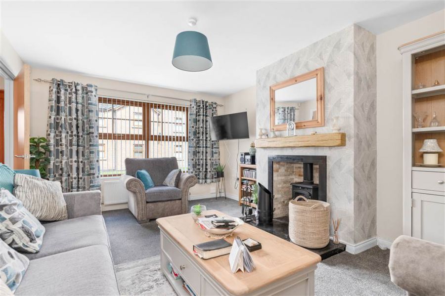 32 Carndale Meadows