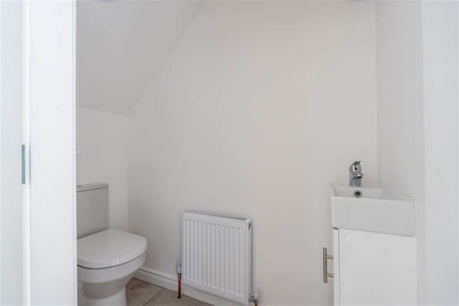 3 Brooklands Manor