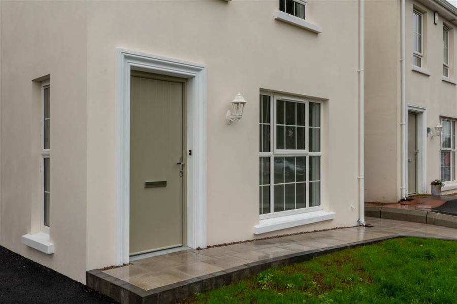 3 Brooklands Manor