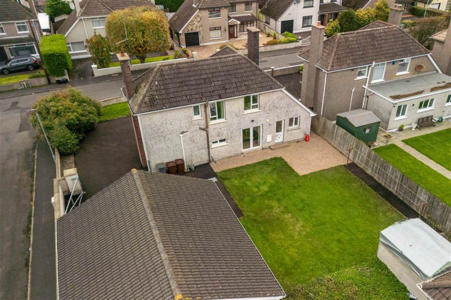 8 Brigadie Avenue