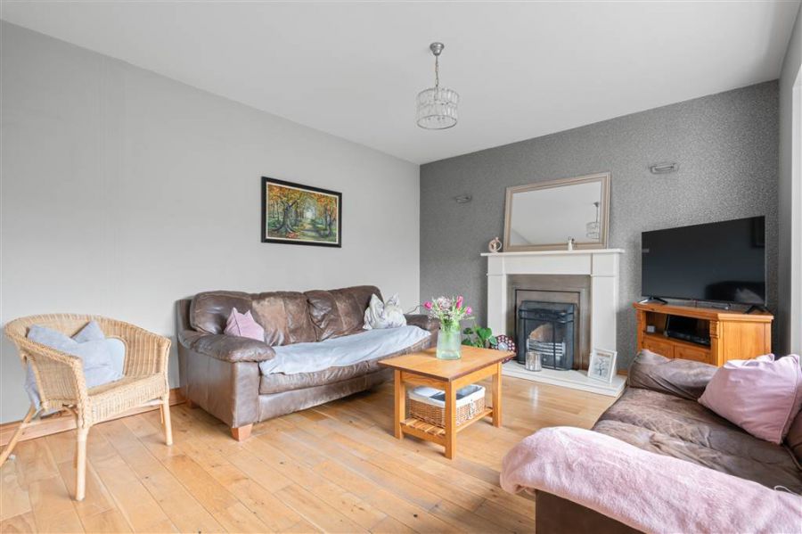 8 Brigadie Avenue