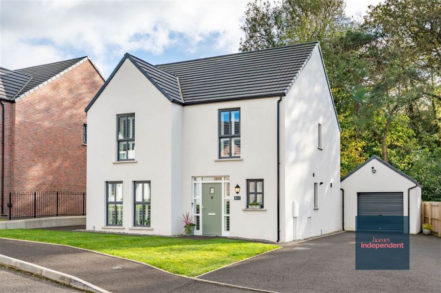 6 Castlewood, Galgorm, Ballymena, BT42 1SF