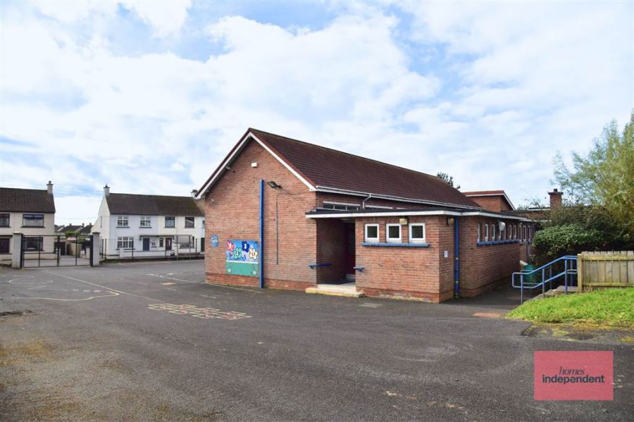 6 Loughill Road