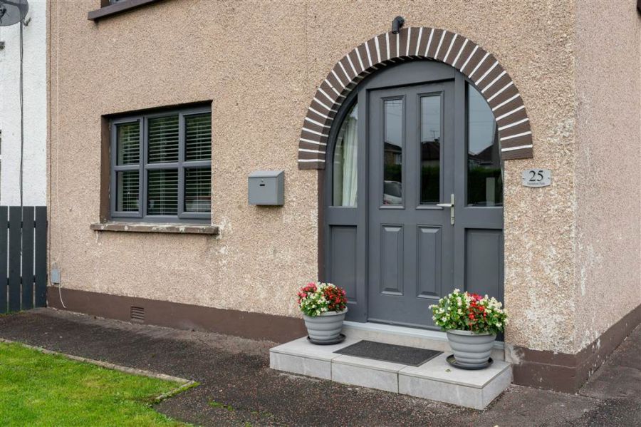 25 Deramore Park
