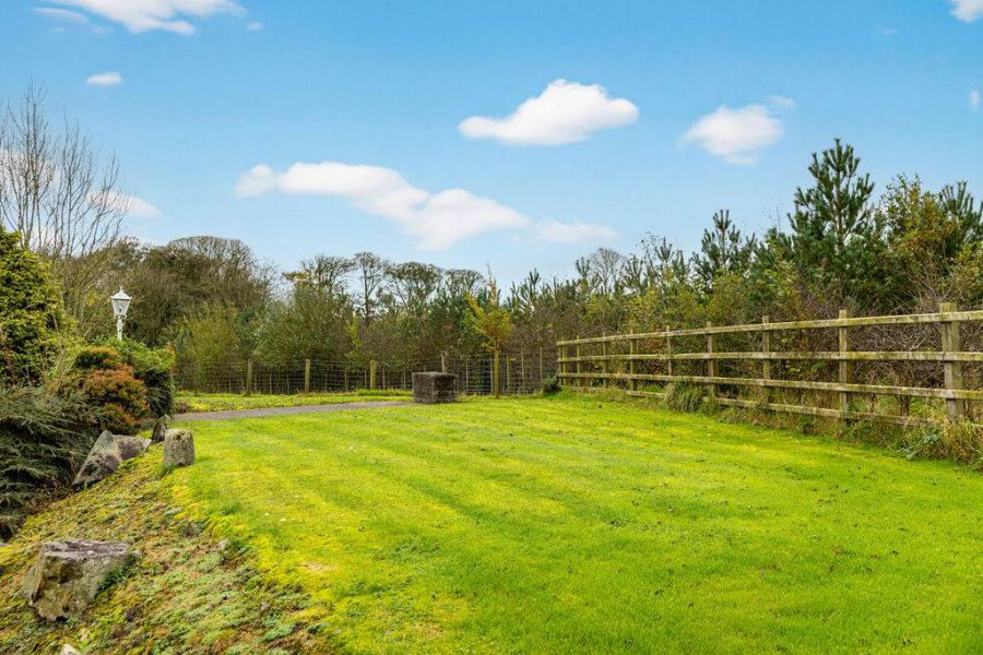 1 Mount Hamilton Road