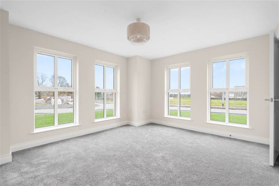 8 Carncormick Meadow