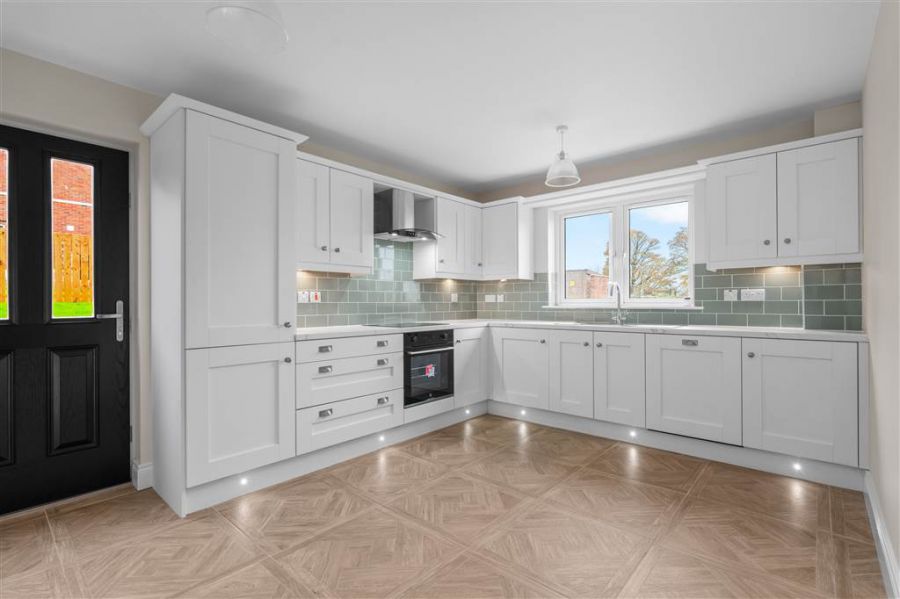 8 Carncormick Meadow