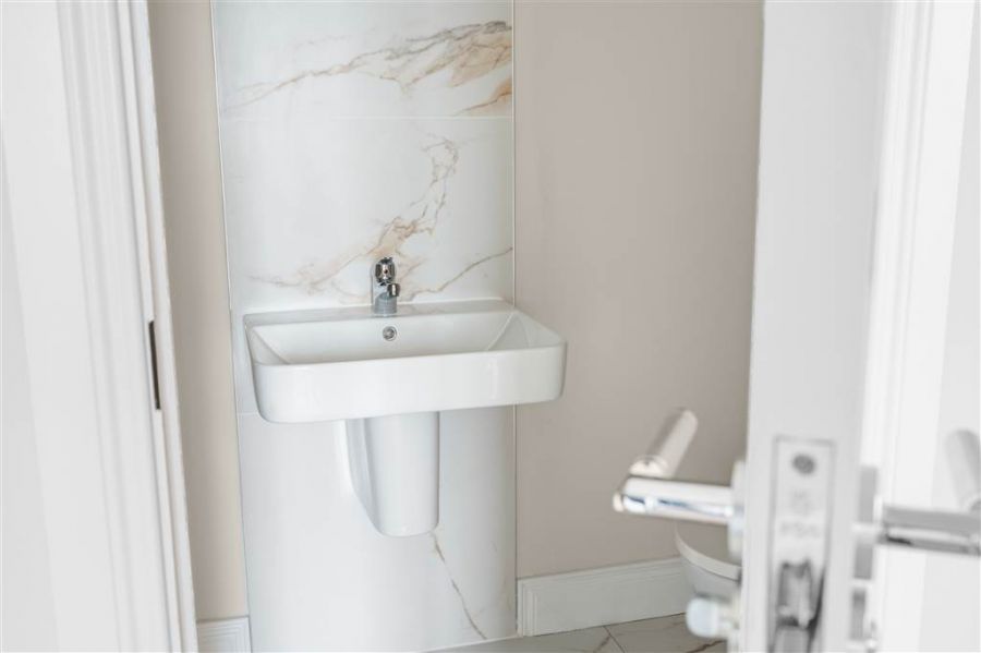 8 Carncormick Meadow