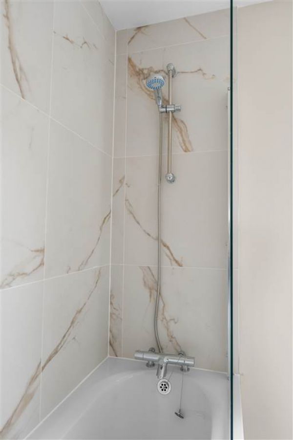 8 Carncormick Meadow