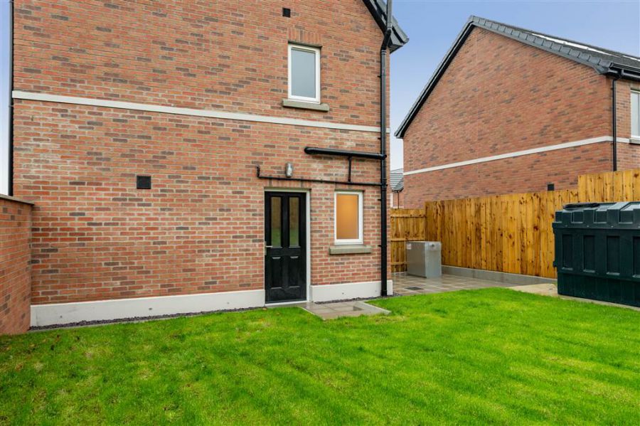 8 Carncormick Meadow