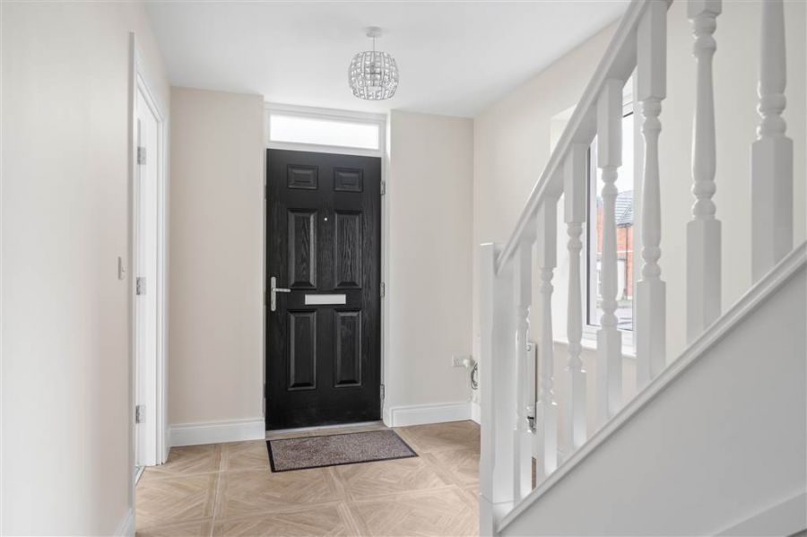 8 Carncormick Meadow