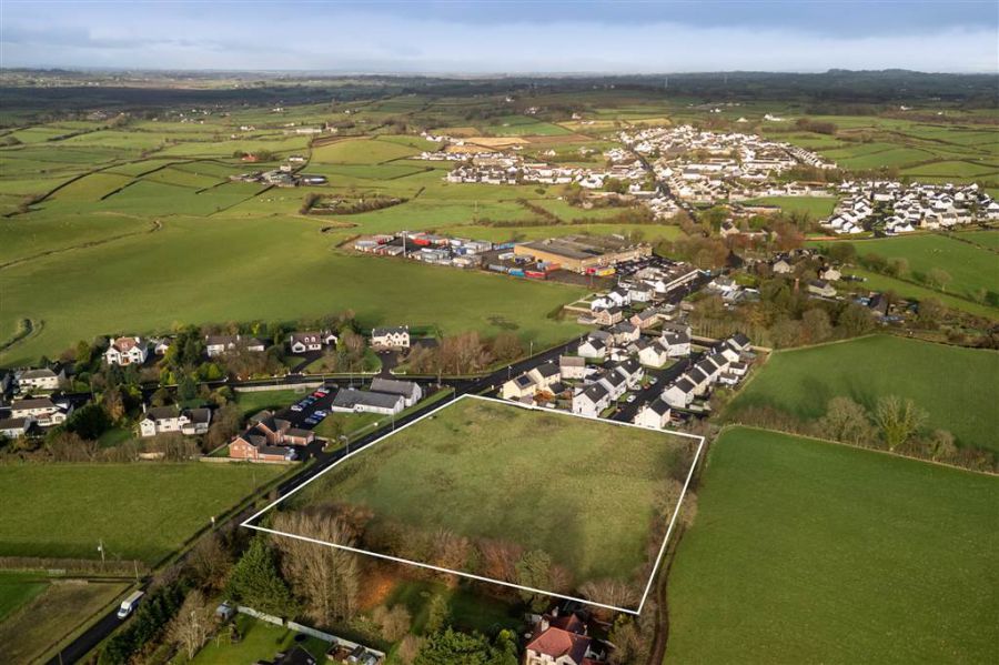 Land at Ballycregagh Road