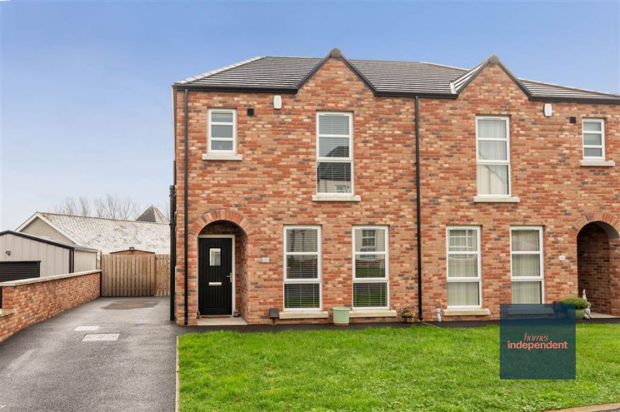 6 The Hollies, Ballymena, BT42 2HR