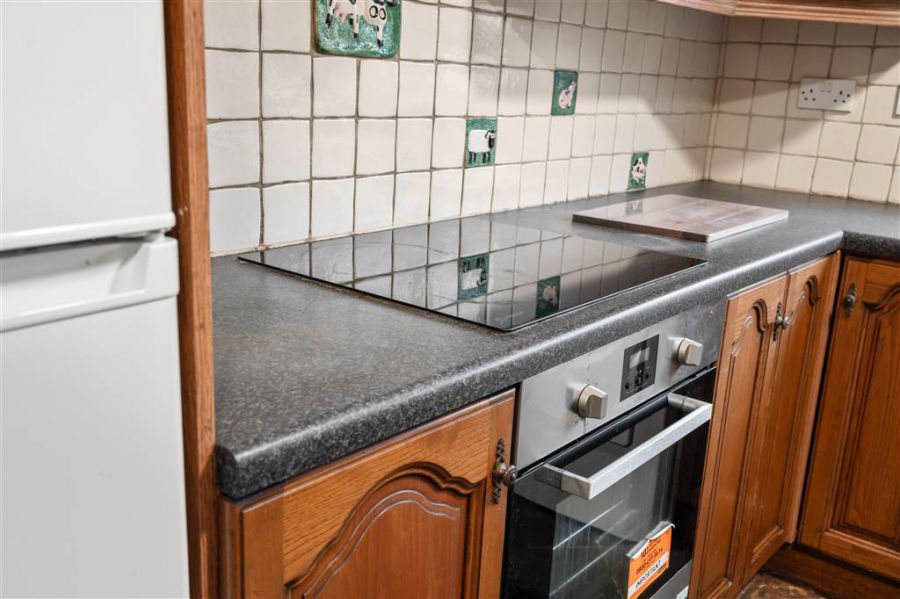 Bedroom 2, 10A Clonavon Terrace