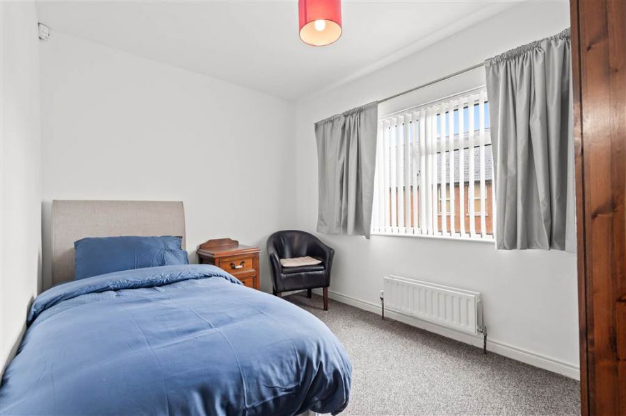 Bedroom 2, 10A Clonavon Terrace