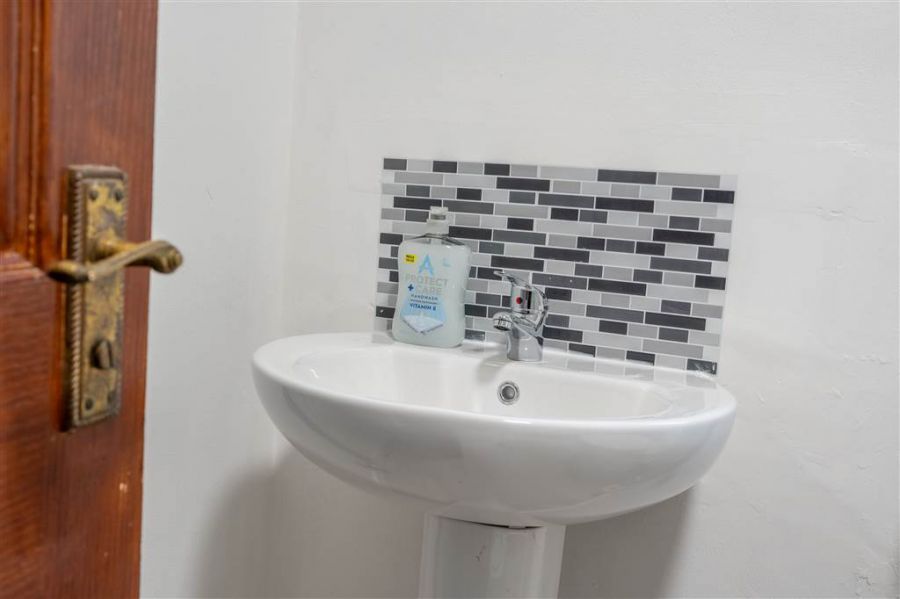 Bedroom 2, 10A Clonavon Terrace