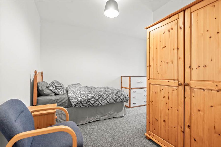 Bedroom 3, 10A Clonavon Terrace