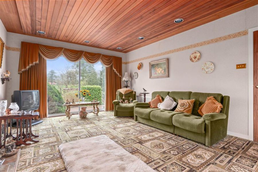 24 Ballyloughan Heights