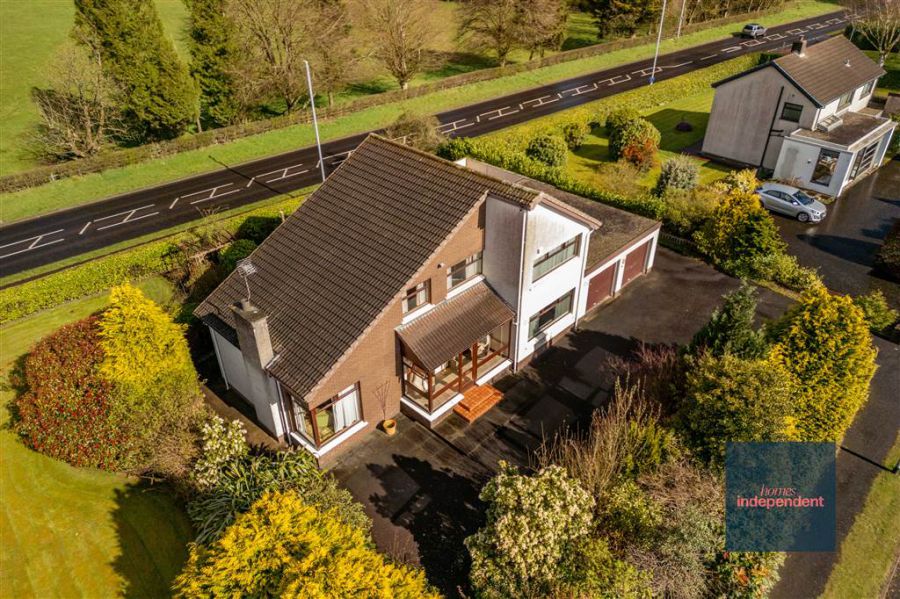 24 Ballyloughan Heights