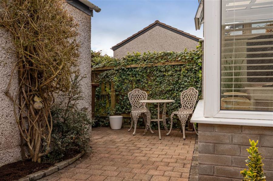 21 Bamber Park