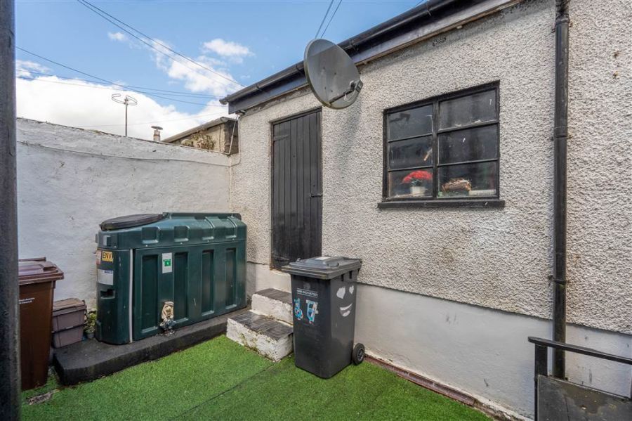 36 Larne Road