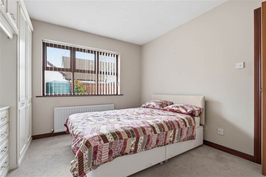 11 Glenburn Park