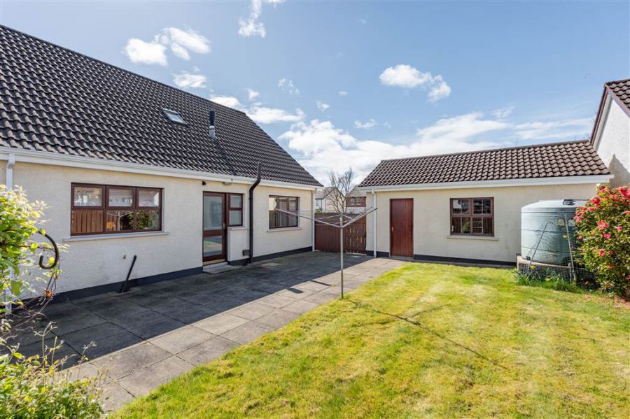 11 Glenburn Park