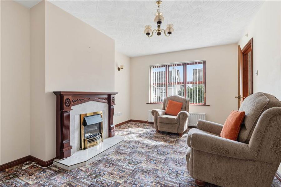 11 Glenburn Park