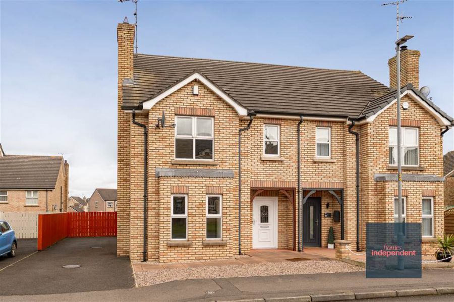 41 Rossdale, Ballymena, BT42 2SA