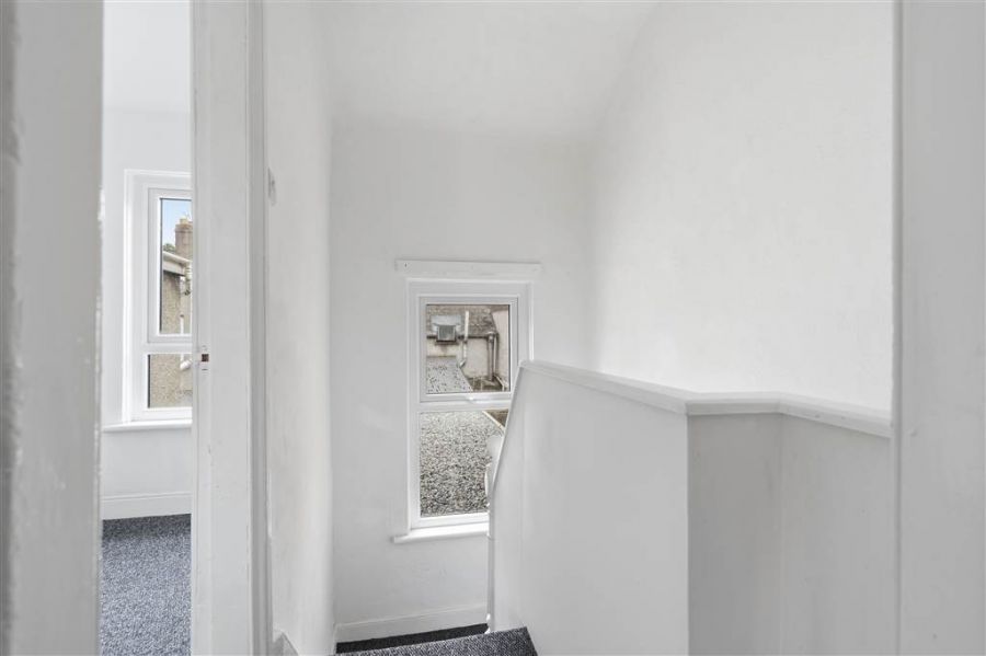 6 Prospect Place