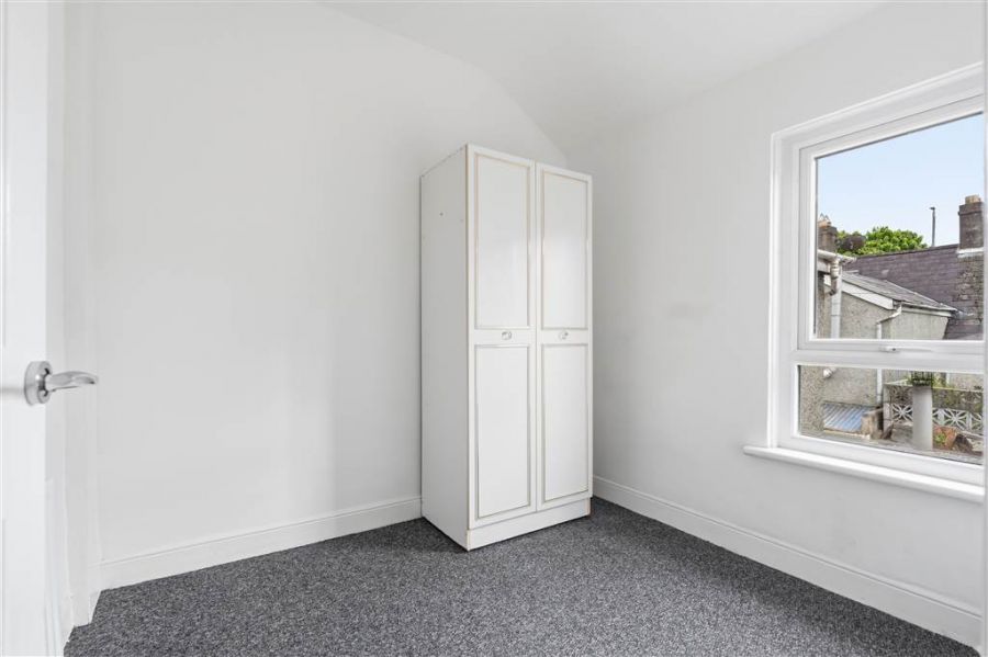 6 Prospect Place
