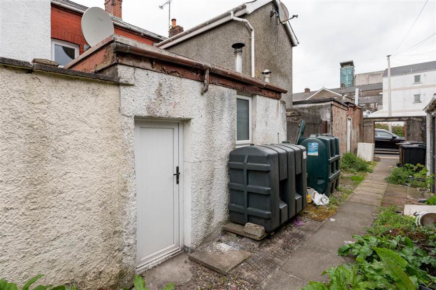 6 Prospect Place