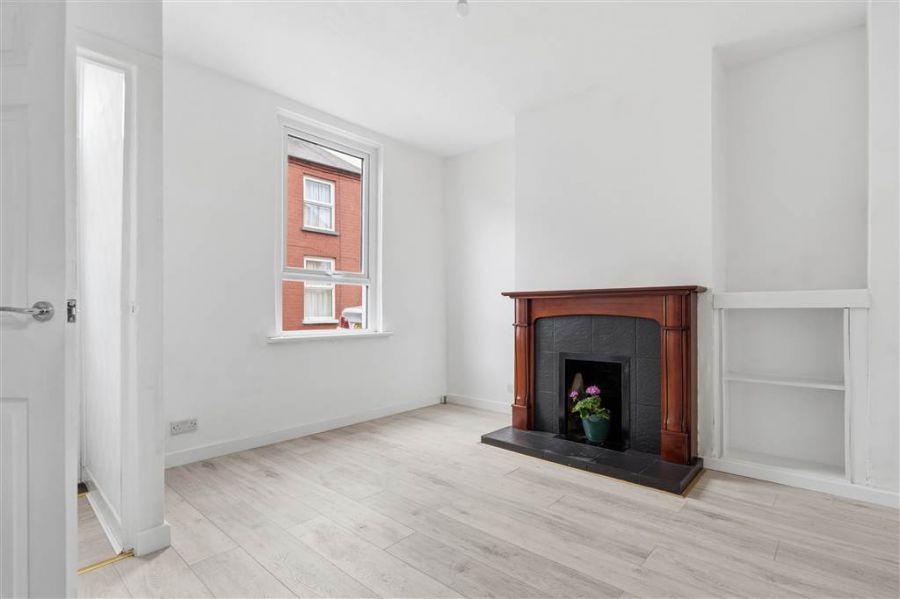 6 Prospect Place