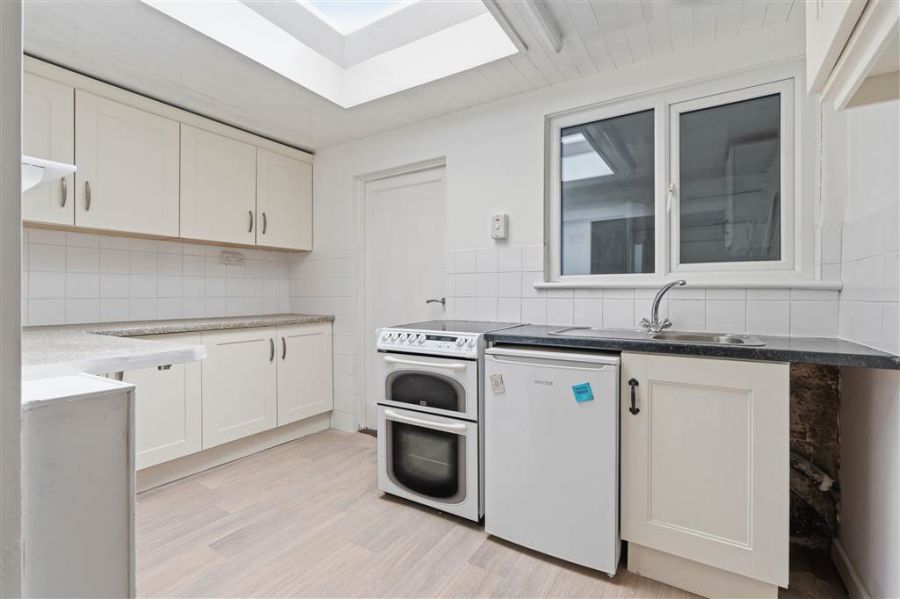 6 Prospect Place