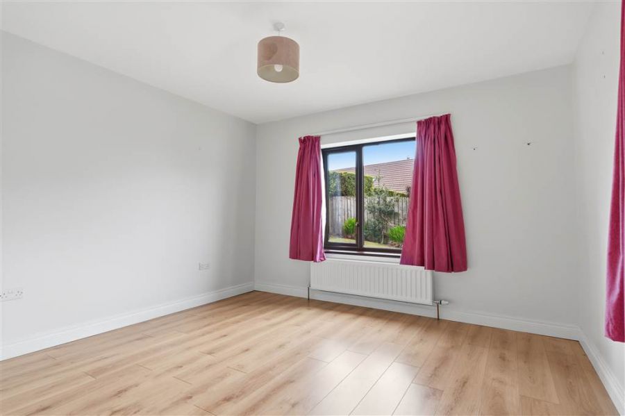 5 Trench Court