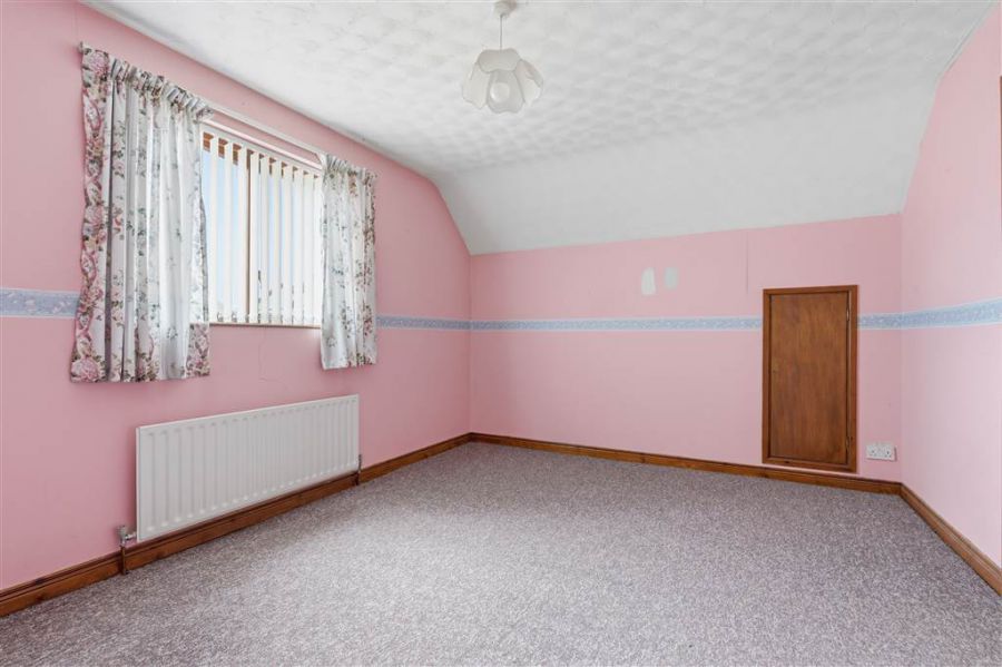 5 Trench Court