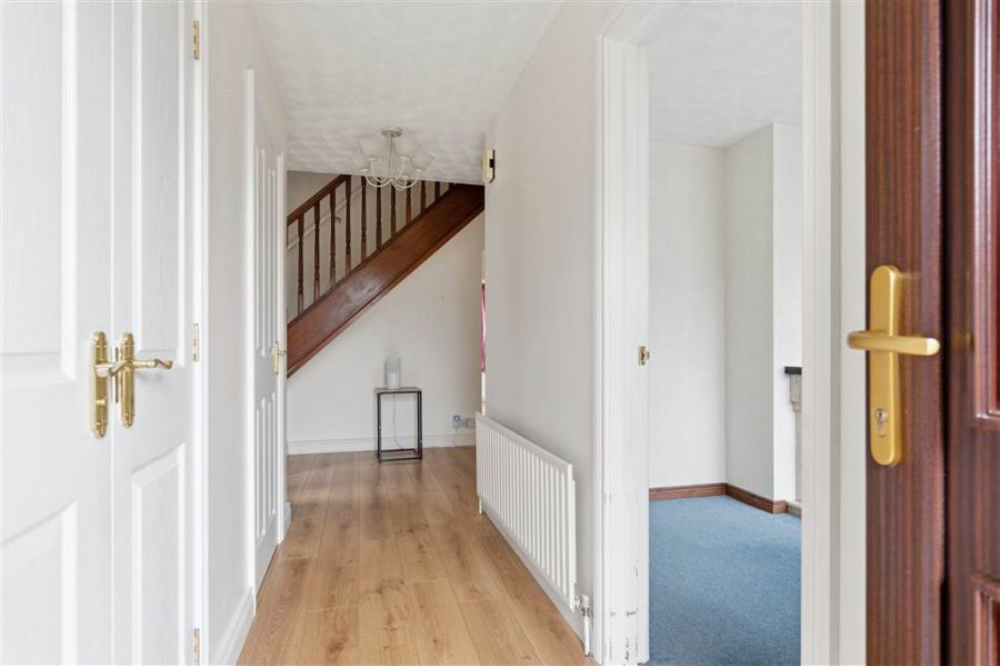 5 Trench Court