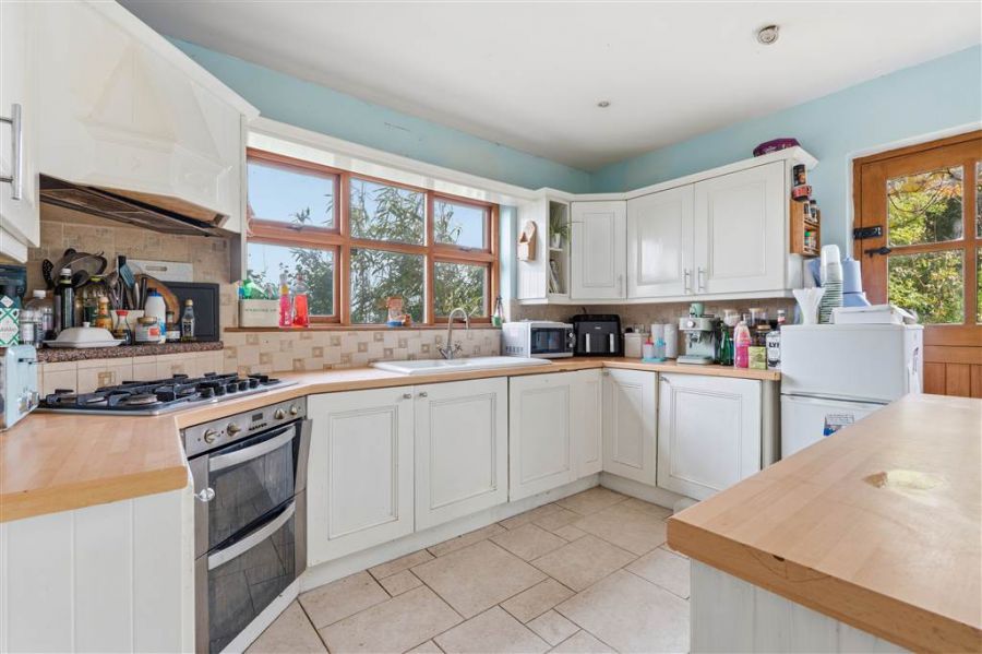 40 Heagles Road