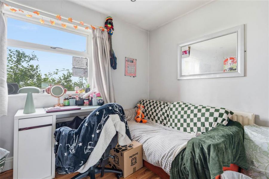 40 Heagles Road