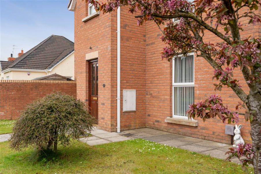 18 Rectory Fields