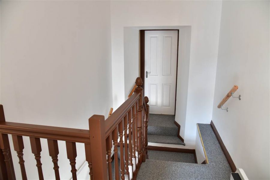 26 Moat Road