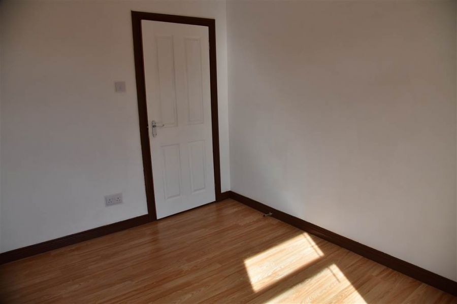 26 Moat Road